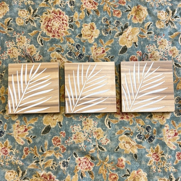 Palm leaf Mini Wooden Laser Cut Wall Decor Display - Three Piece Brown/W… - Picture 5 of 15
